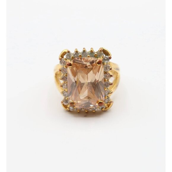 Pink Faceted Glass & Clear Rhinestone Cocktail Statement Gold Tone Ring Size 8 - Picture 1 of 6